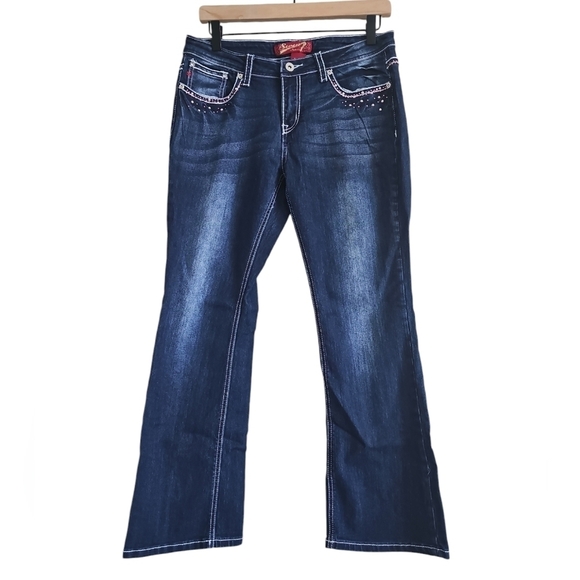 SEVEN7 EMBELLISHED BOOTCUT FLAP POCKET JEANS - Picture 2 of 10